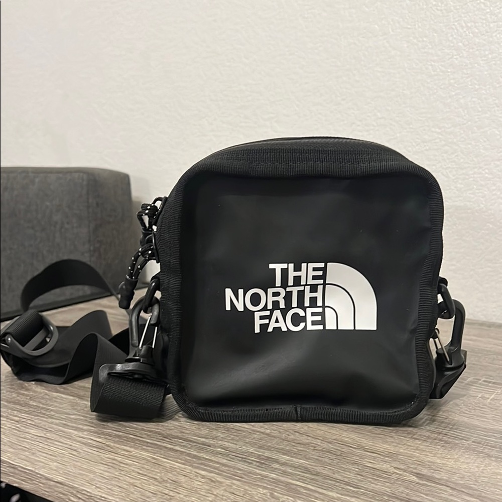 THE NORTH FACE Explore Bardu II Crossbody